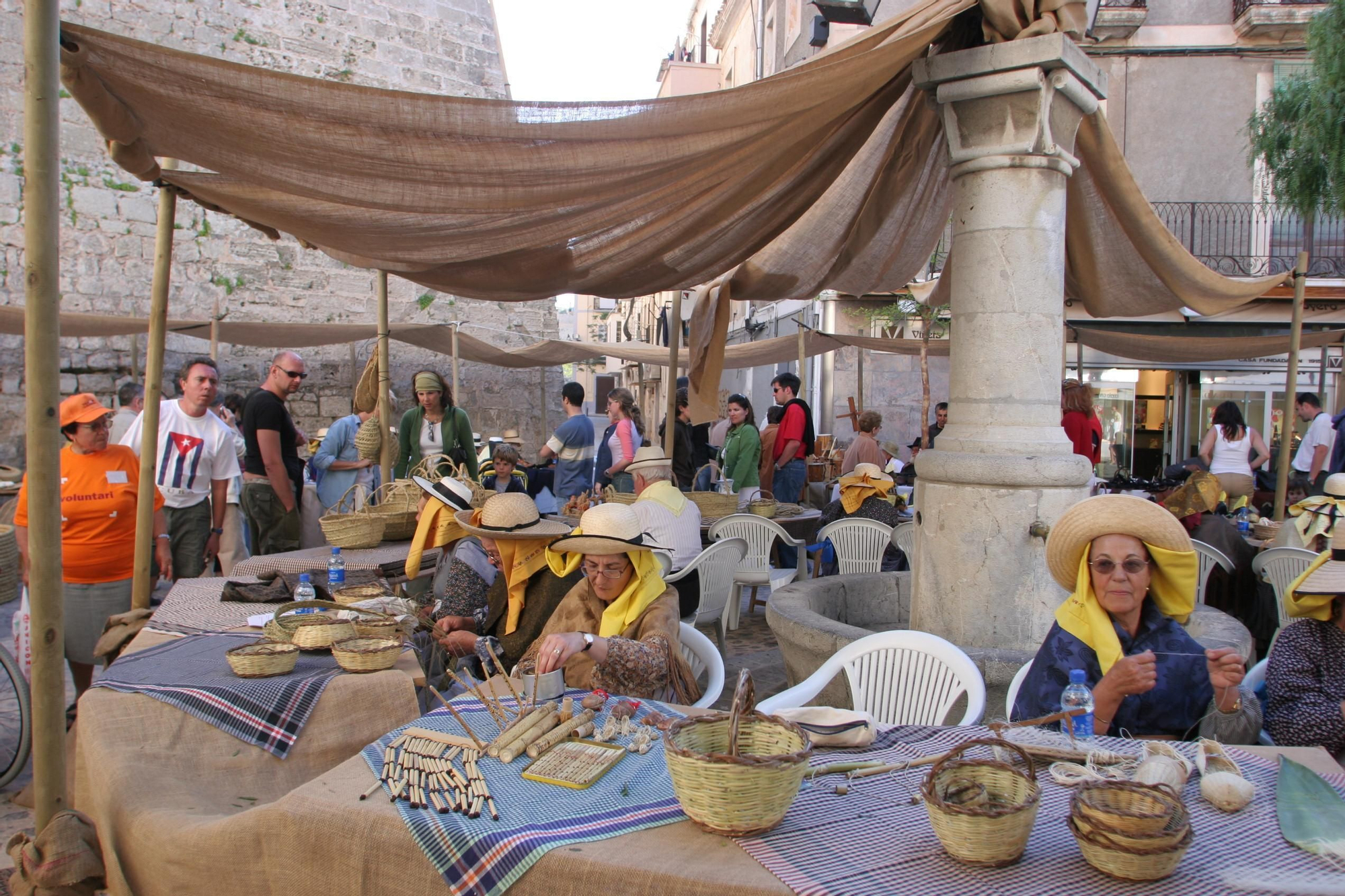 Edición de 2005 de la Feria Medieval en Ibiza.