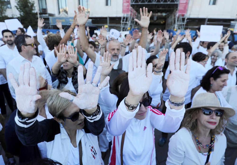 Concentración en Madrid a favor del diálogo