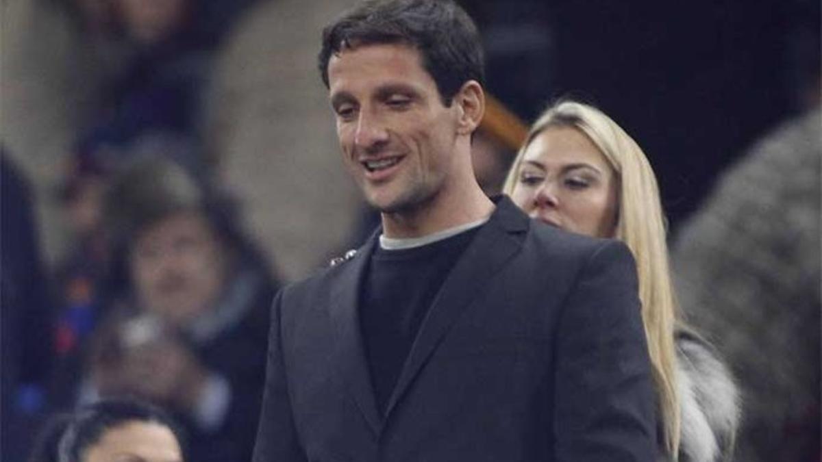 Juliano Belletti en una de sus últimas visitas al Camp Nou en febrero de 2013