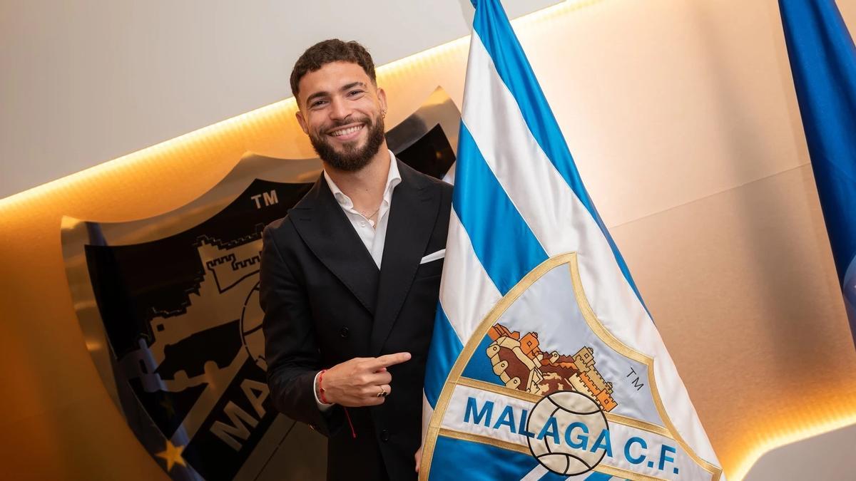 Dani Sánchez renueva con el Málaga CF hasta 2027.