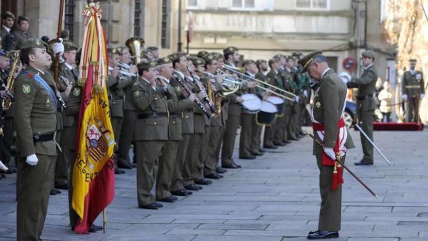 Miembros de la Fuerza Logística Operativa de A Coruña, en la celebración de la Pascua Militar. // Juan Varela