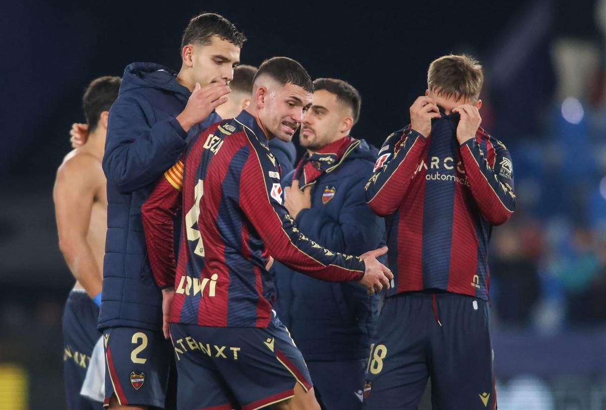 Los jugadores ven el futuro con algo más de optimismo tras el tanto en el 93 de Dela