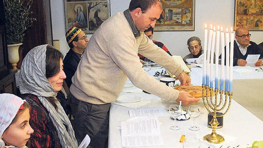 Turismo de Pontevedra y el Museo organizan visitas guiadas a enclaves vinculados con la Semana Santa