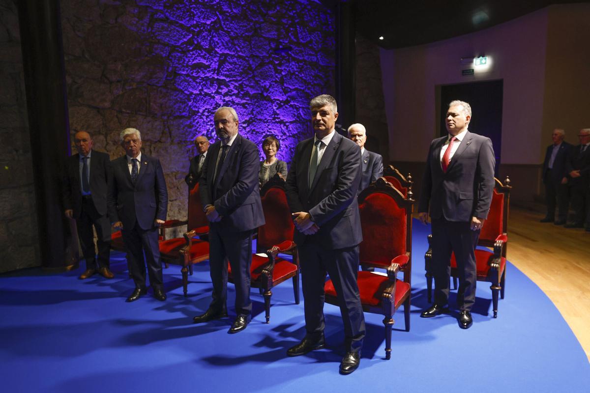 Oviedo reconoce los méritos deportivos, sociales y económicos con sus máximas distinciones