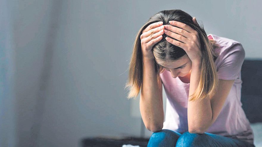 Jóvenes en la «curva de la infelicidad»