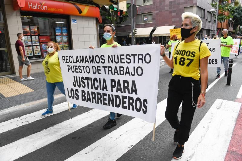 Manifestación de los barrenderos despedidos por el ayuntamiento de LPGC