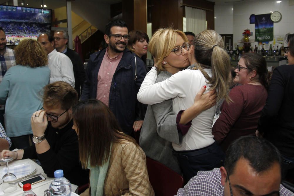 Cena de apoyo a Carmen Contelles en Sedaví