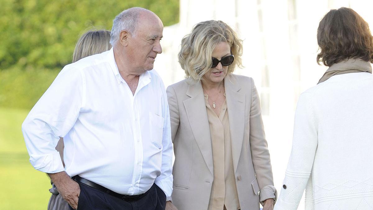 Amancio Ortega, junto a su esposa, Flora Pérez Marcote, presidenta de la Fundación.