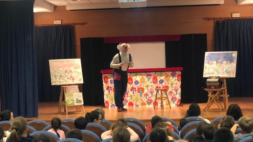 Covelo celebra a Poesía cun espectáculo oral