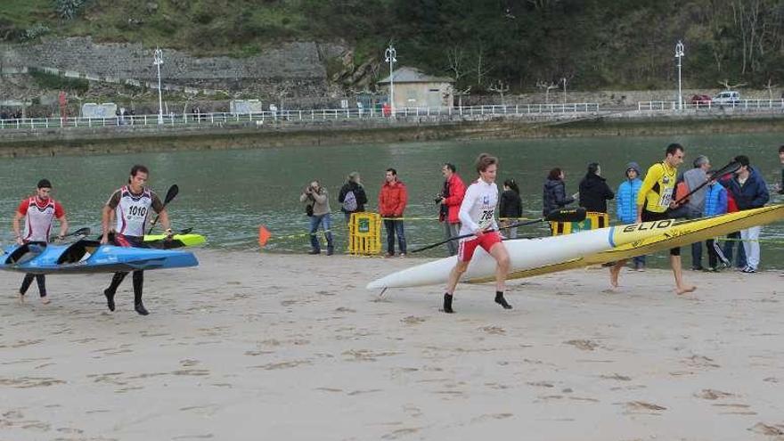 Participantes en la pasada edición del Regional de piragua-cross.