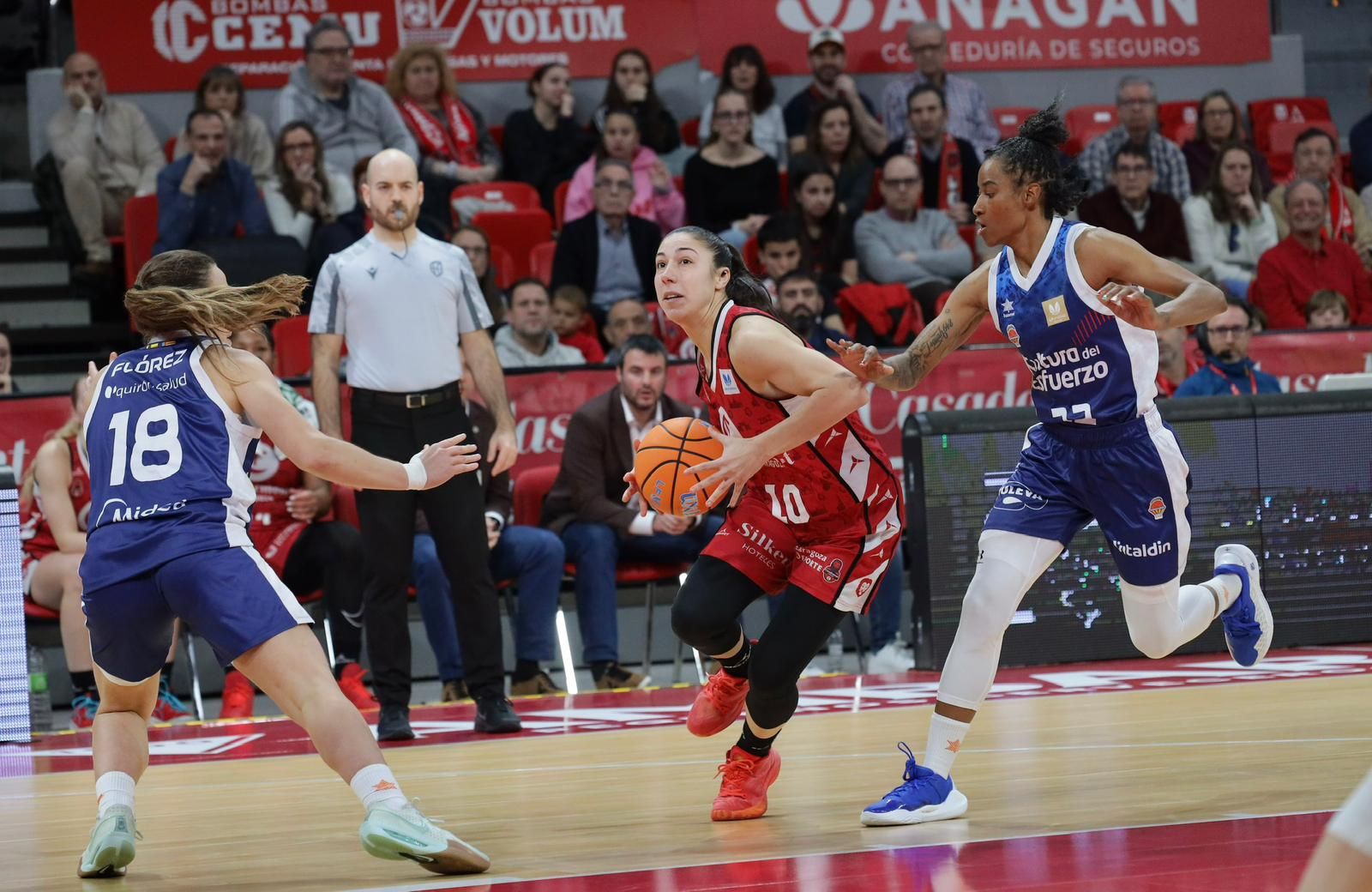 En imágenes | Casademont Zaragoza - Valencia Basket