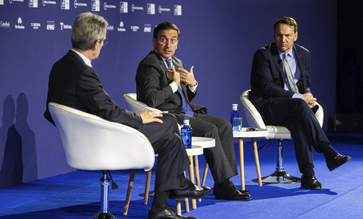 Albares apressa a avançar en la sobirania europea