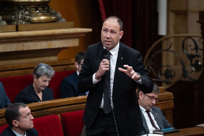 El Govern posa en marxa un canal de denúncies per combatre els càntics racistes en l'esport