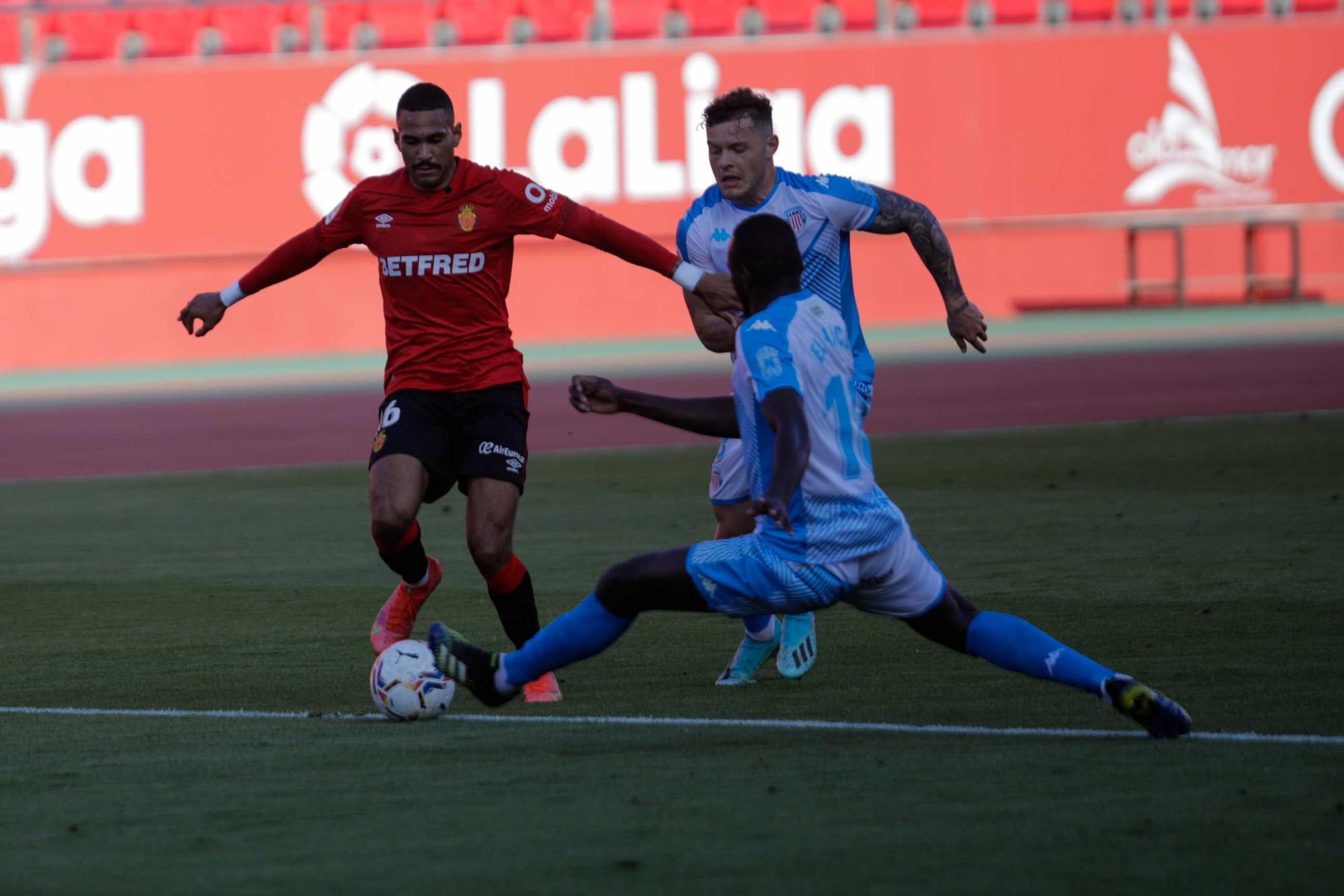 El Mallorca vuela a Primera División