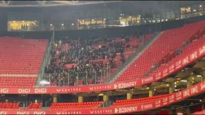 ¡Los aficionados culés conquistan San Mamés tras la victoria!