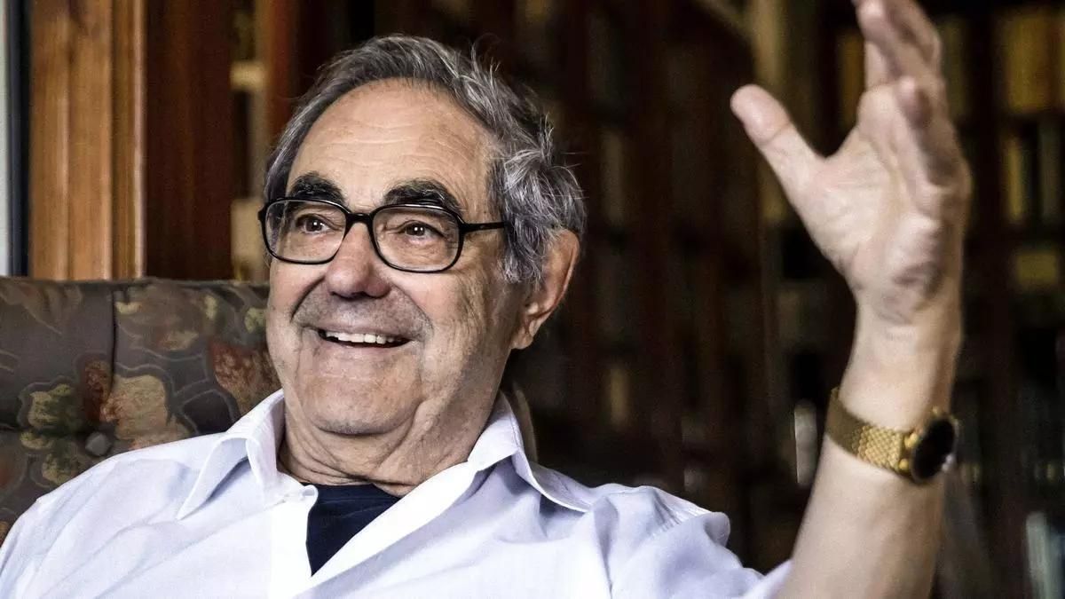 El escritor Gabriel Janer Manila acaba de publicar 'Galeria de solituds'.
