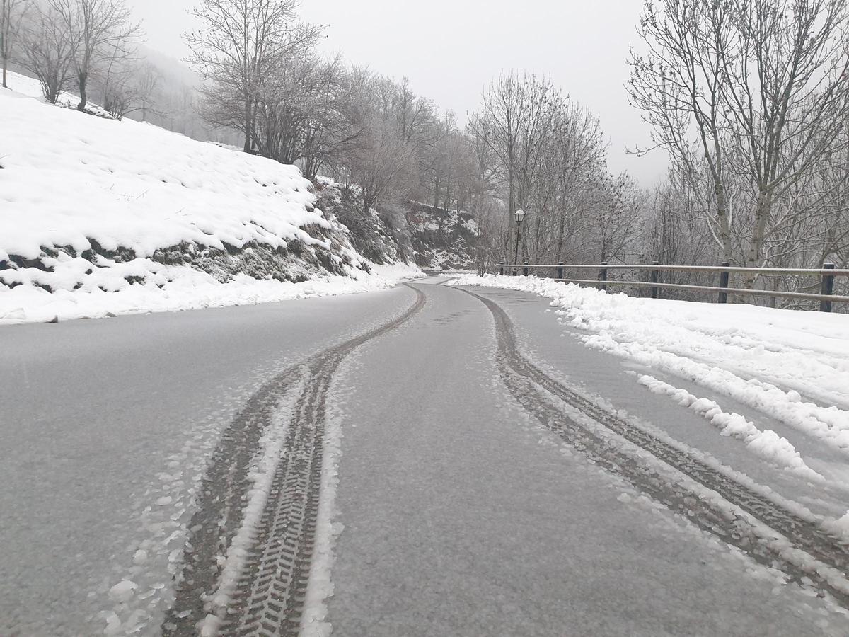Una carretera gelada