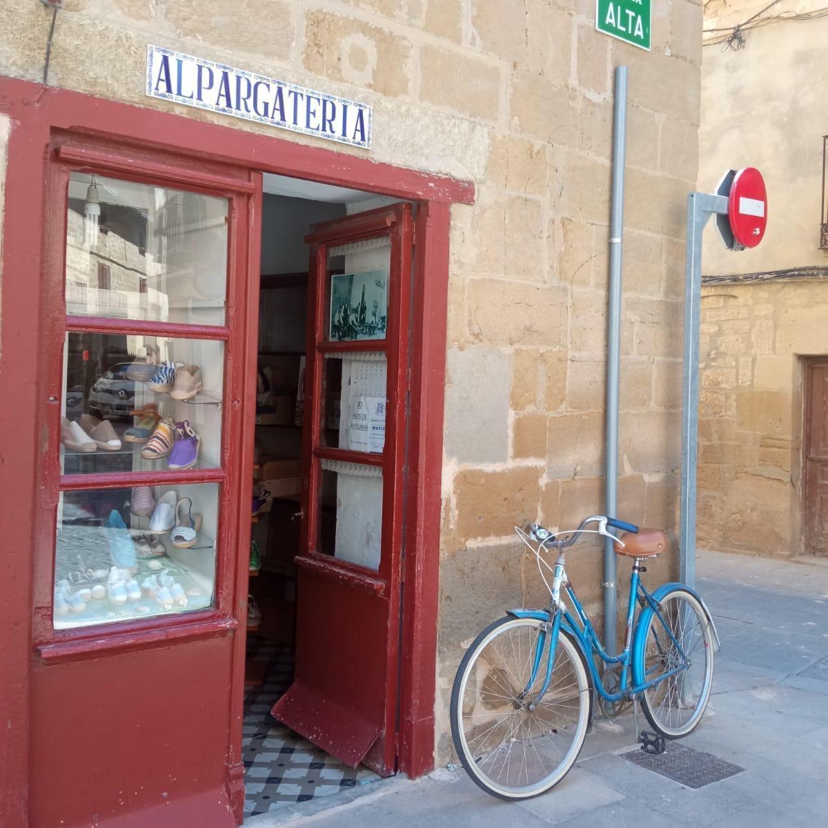 La Alpargatería Marisa, en Sádaba.