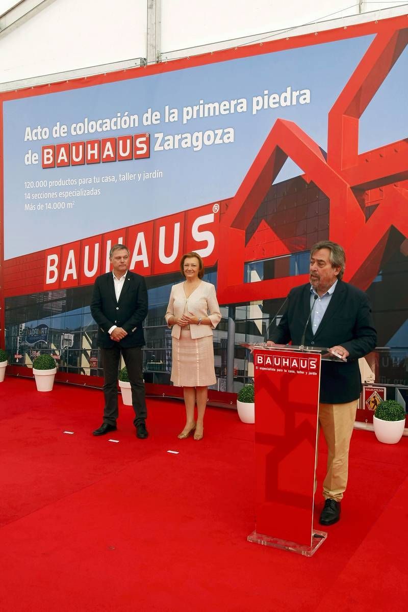 Primera piedra del nuevo establecimiento de Bauhaus en Zaragoza