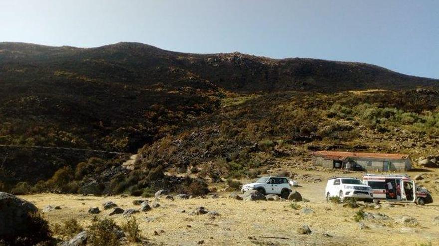 Estabilizado el incendio en la sierra Tormantos en Garganta la Olla