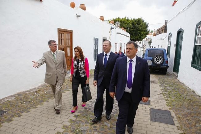 Reunión de los alcaldes de las cuatro grandes ciudades de Canarias