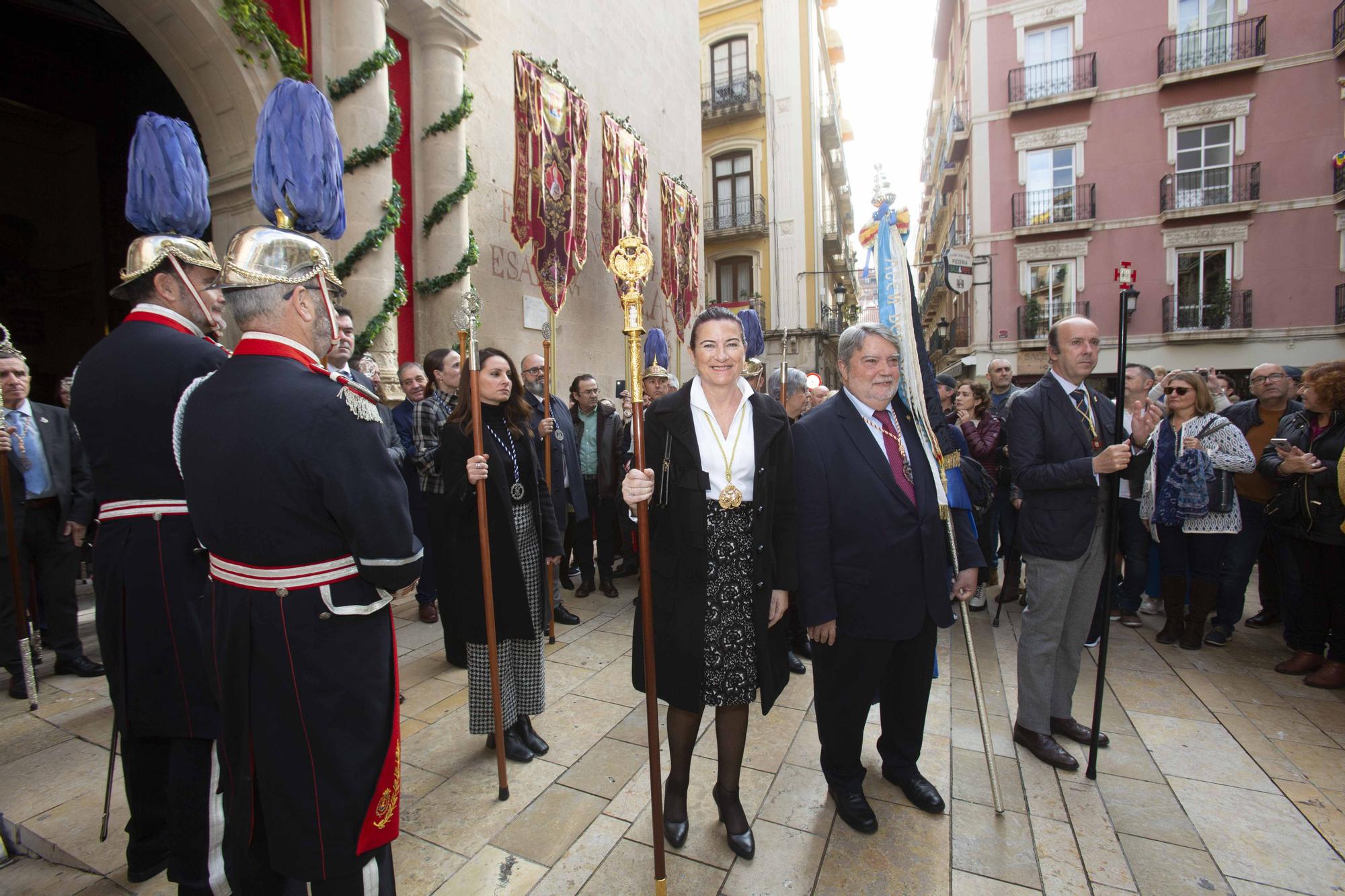 Alicante ha celebrado la festividad de su patrón, San Nicolás, con una misa en la Concatedral de San Nicolás y una procesión