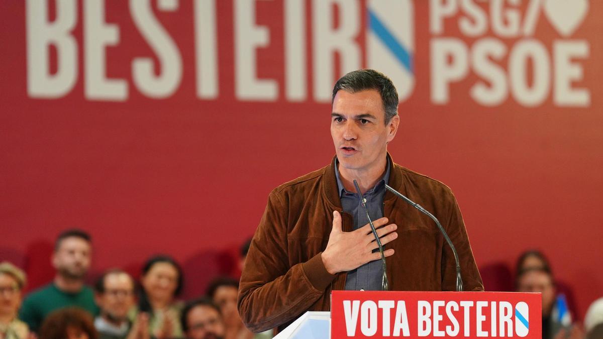 Pedro Sánchez en la campaña de las elecciones gallegas.