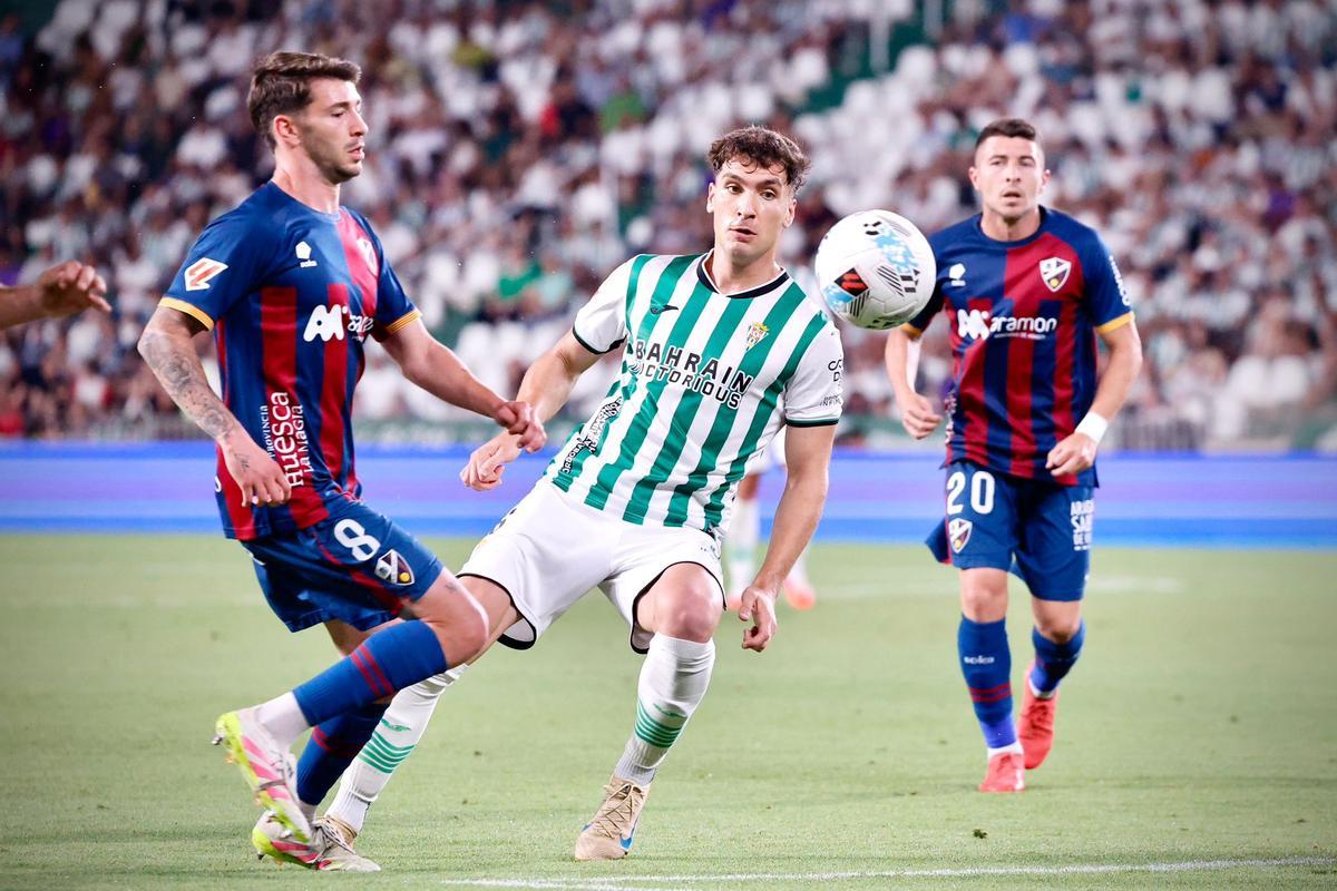 Córdoba CF-Huesca | Las imágenes del partido de LaLiga Hypermotion