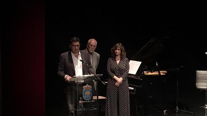 El consistorio convoca el Premio de Novela Corta Encina de Plata