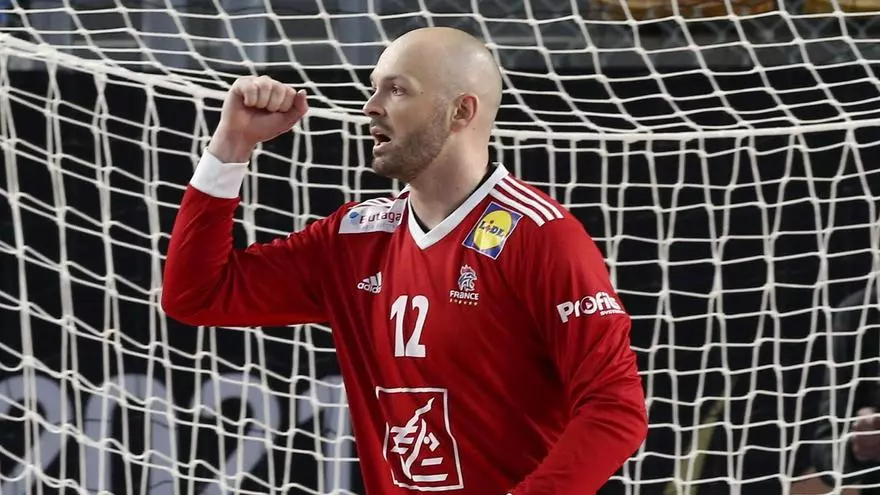 El Barça hace un Szczesny y ficha al retirado Vincent Gérard para suplir a Gonzalo