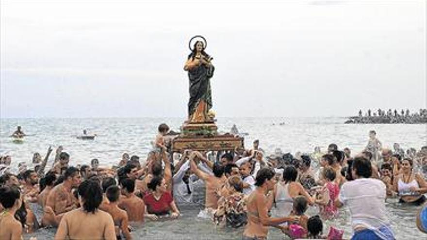 Moncofa muestra un gran arraigo a la tradición provincial