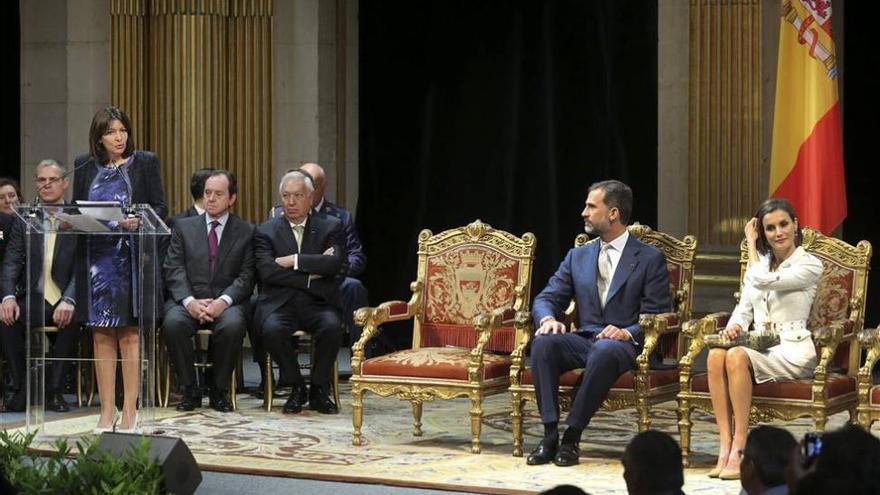 Los Reyes de España homenajean a republicanos españoles que liberaron París