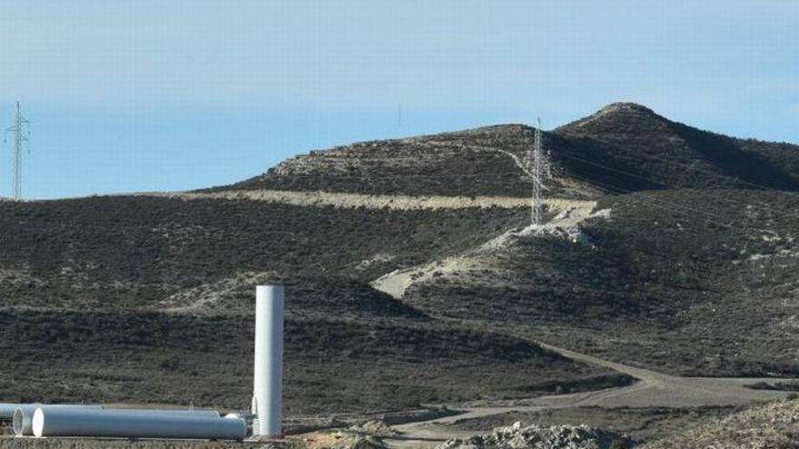 Amigos de la Tierra exige frenar las obras de los parques eólicos