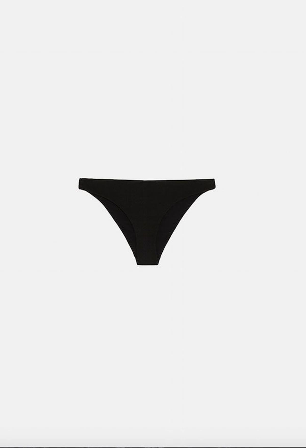 Colección Beachwear de Zara: braga de bikini negro