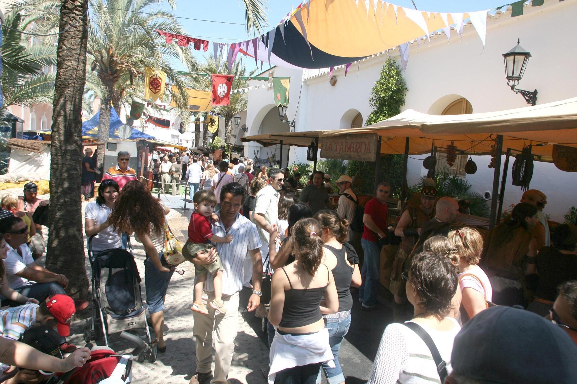 Edición de 2007 de la Feria Medieval de Ibiza.