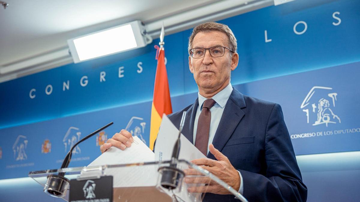 El líder del PP, Alberto Núñez Feijóo, comparece tras verse por segunda vez con el Rey.