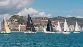 El Ardora III del RCN de Dénia se adjudica el mítico Trofeo Bahía de los Naranjos en Cullera