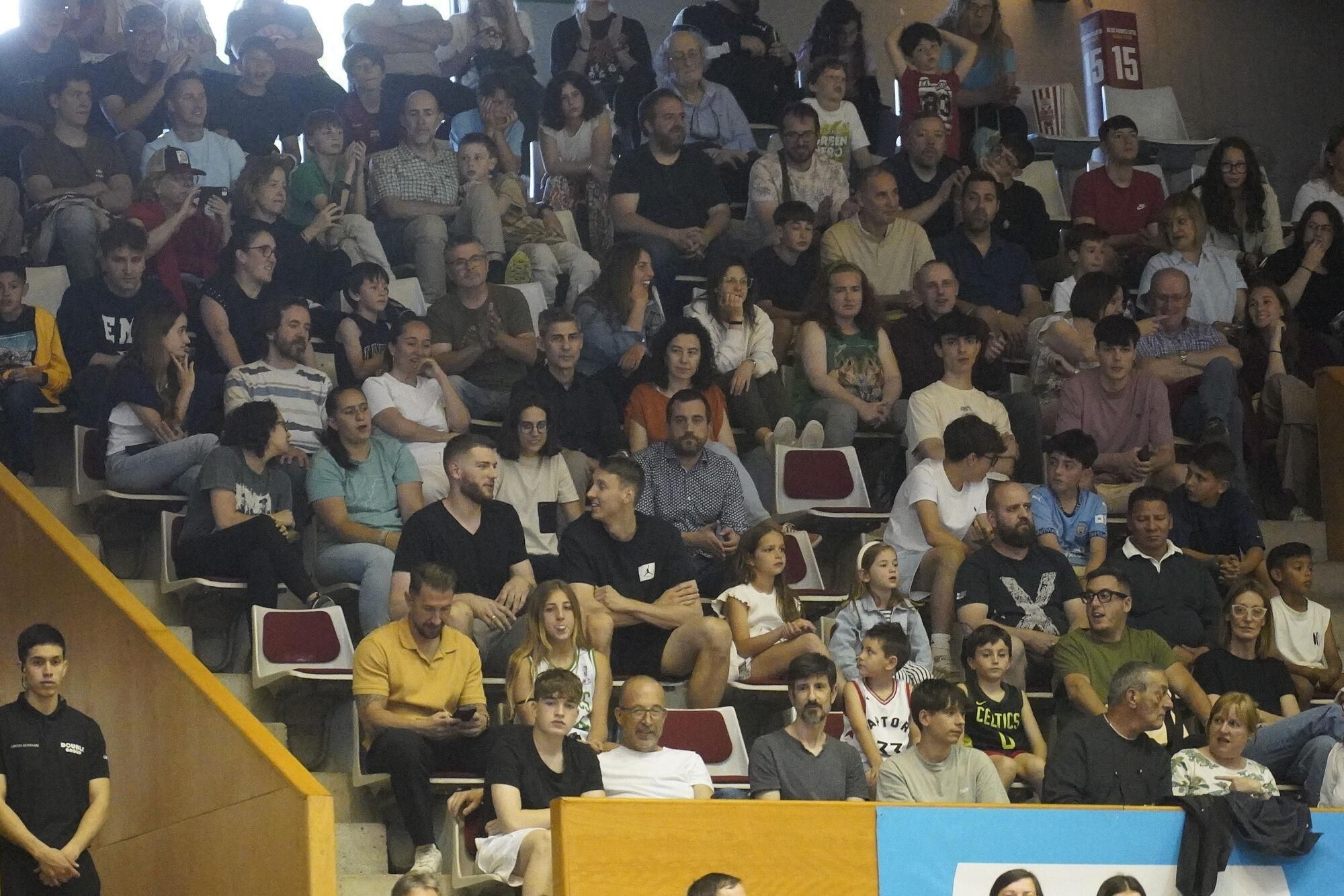 Girona. Fontajau partit dels Harlem Globetrotters