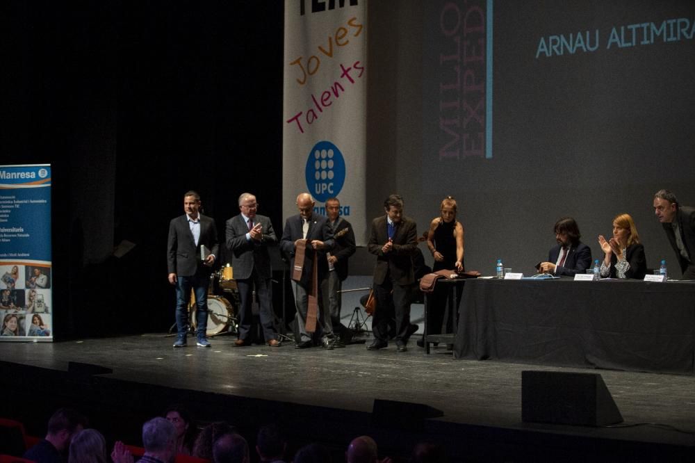 La UPC Manresa celebra la graduació dels 113 estud