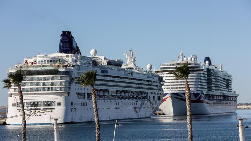 ¿Cuánto gasta un turista? El &quot;precio justo&quot; de los cruceros en Alicante