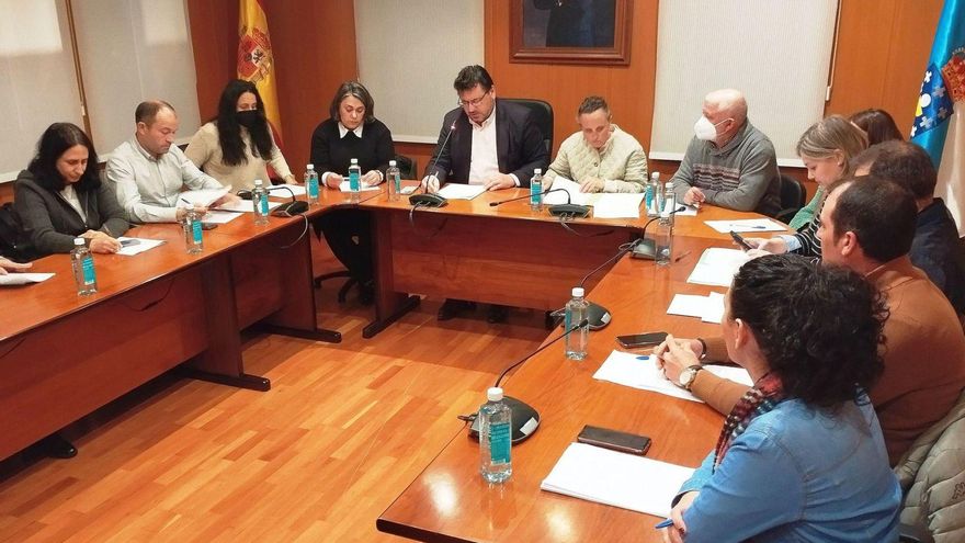 El pleno aprueba 3,2 millones de euros para ejecutar inversiones urgentes en bienes municipales de Meaño