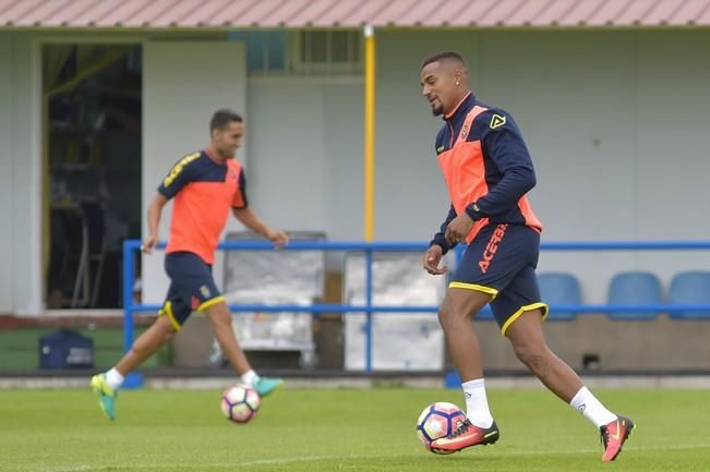 Entrenamiento de la UD Las Palmas, con el nuevo ...