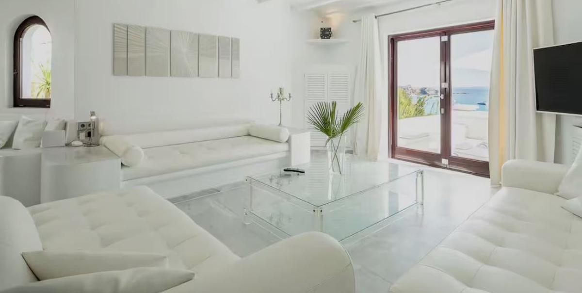 El salón de la villa