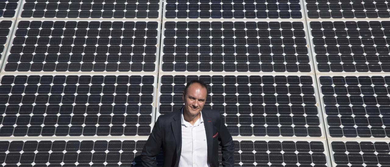 El Consell desbloquea 100 plantas fotovoltaicas