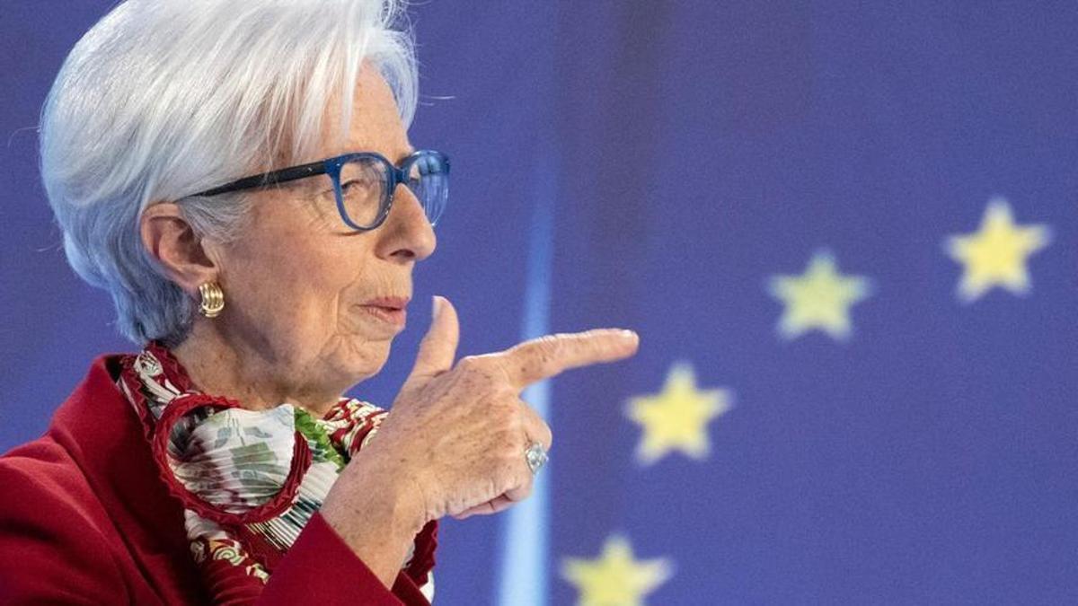 Lagarde afirma que queda &quot;un poco de camino por recorrer&quot; en las subidas de tipos