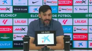 ¿Un entrenador pidiendo una tarjeta para uno de sus jugadores? Ojo a la clase magistral que dio Eder Sarabia en rueda de prensa
