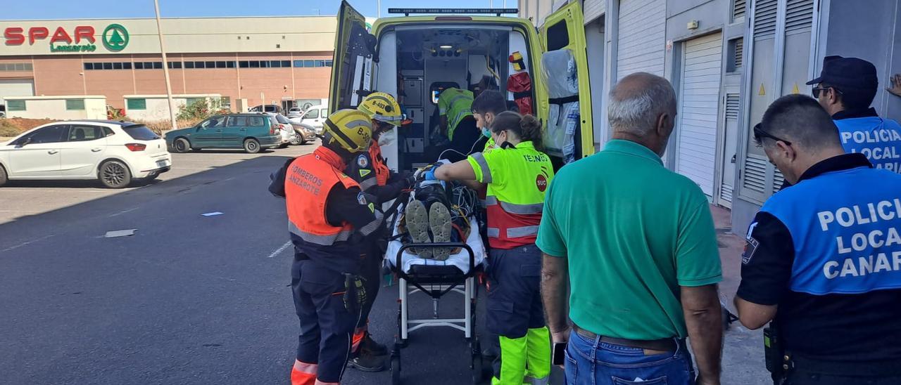 Ambulancia adscrita al Cecoes 112 en un servicio.