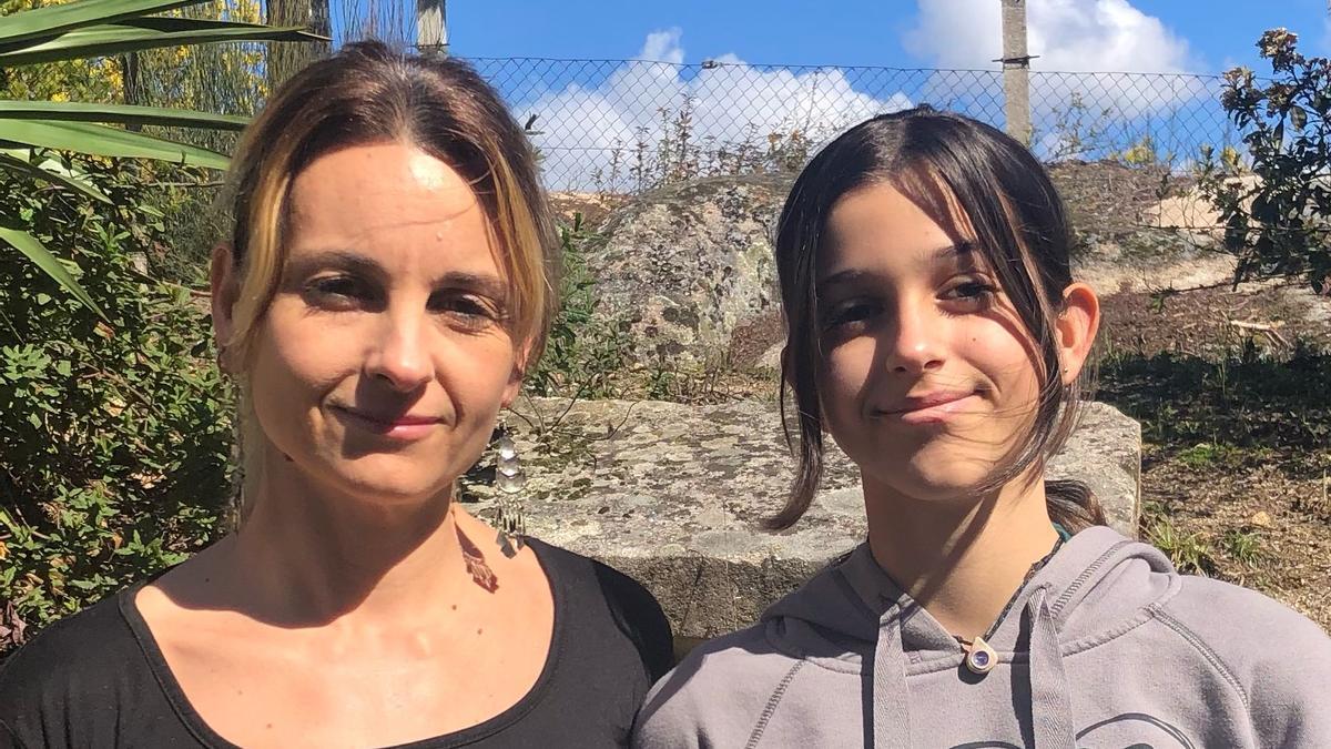 Beatriz Monfort y su hija, Martina Vidal.