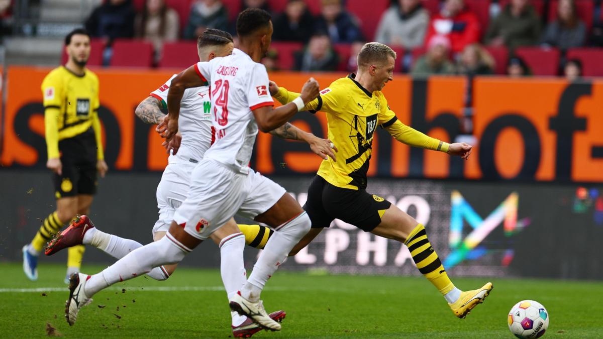 Bundesliga - FC Augsburg vs. Borussia Dortmund