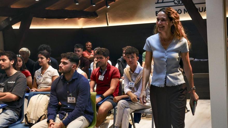 Pino del Río, de The Next Pangea, a jóvenes emprendedores en Avilés: "Es fundamental la detección precoz de los activos intangibles"